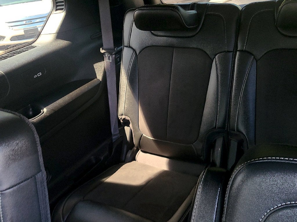 2023 Jeep Grand Cherokee L Altitude 4x4