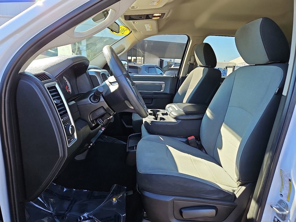 2021 RAM 1500 Classic SLT Crew Cab 4x4 6'4" Box