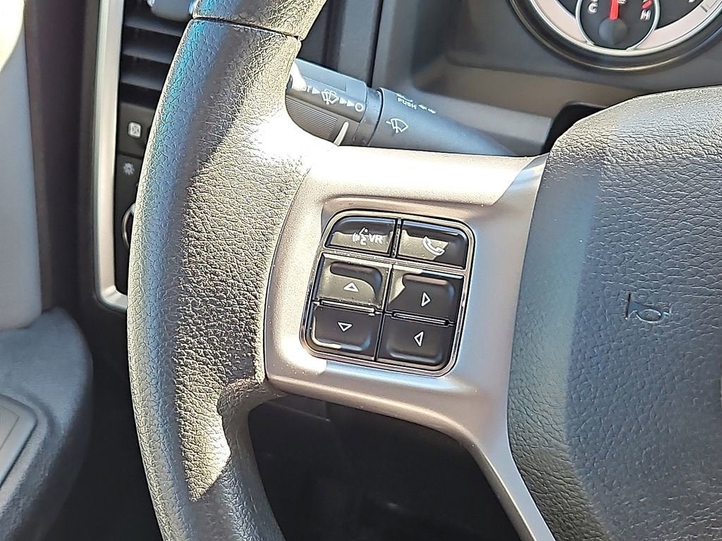 2021 RAM 1500 Classic SLT Crew Cab 4x4 6'4" Box