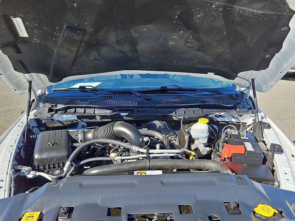 2021 RAM 1500 Classic SLT Crew Cab 4x4 6'4" Box