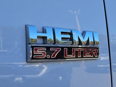 2021 RAM 1500 Classic SLT Crew Cab 4x4 6'4" Box