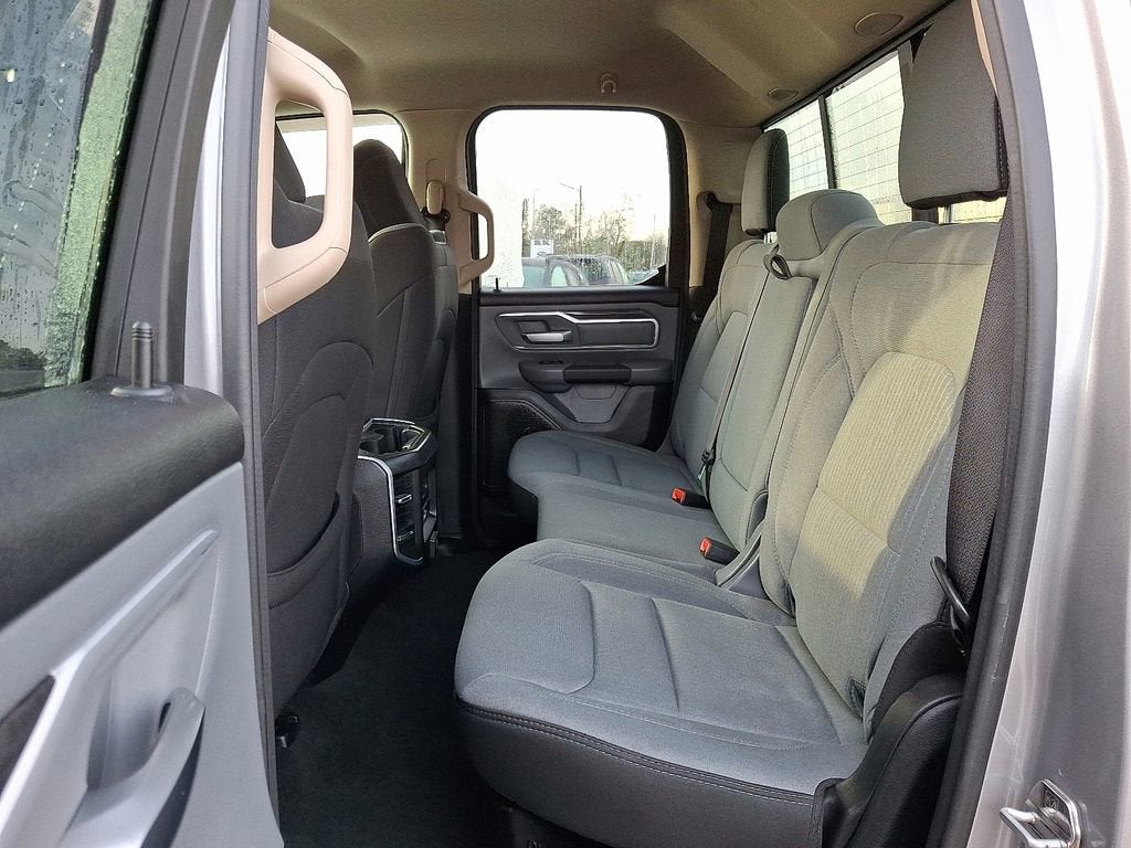 2020 RAM 1500 Big Horn Quad Cab 4x4 6'4" Box