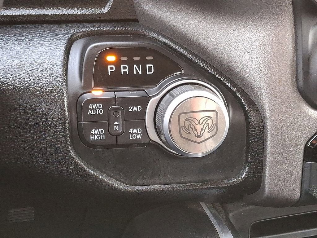 2020 RAM 1500 Big Horn Quad Cab 4x4 6'4" Box