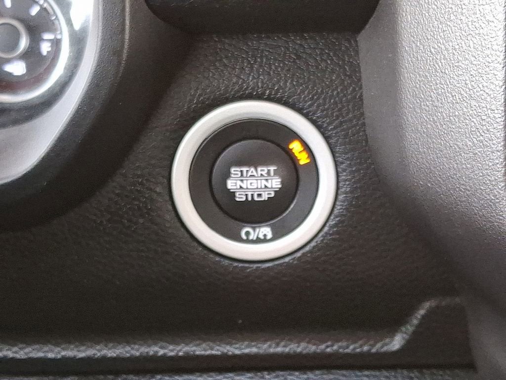 2020 RAM 1500 Big Horn Quad Cab 4x4 6'4" Box