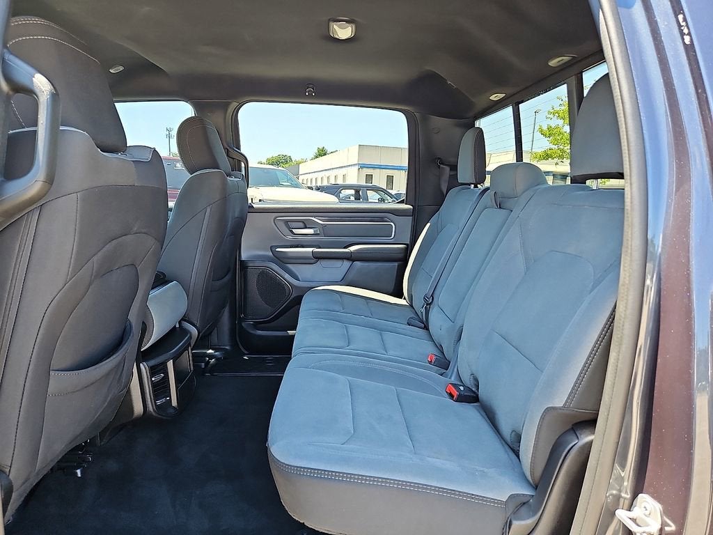 2021 RAM 1500 Big Horn Crew Cab 4x4 5'7" Box