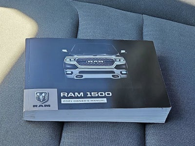 2021 RAM 1500 Big Horn Crew Cab 4x4 5'7" Box