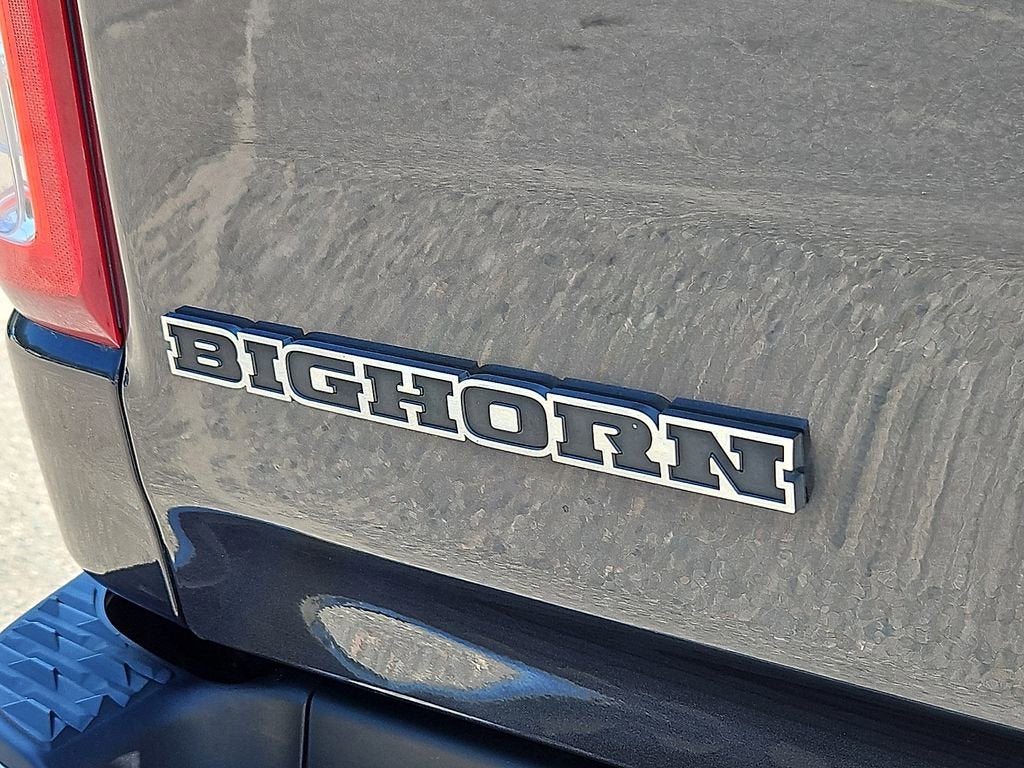 2021 RAM 1500 Big Horn Crew Cab 4x4 5'7" Box