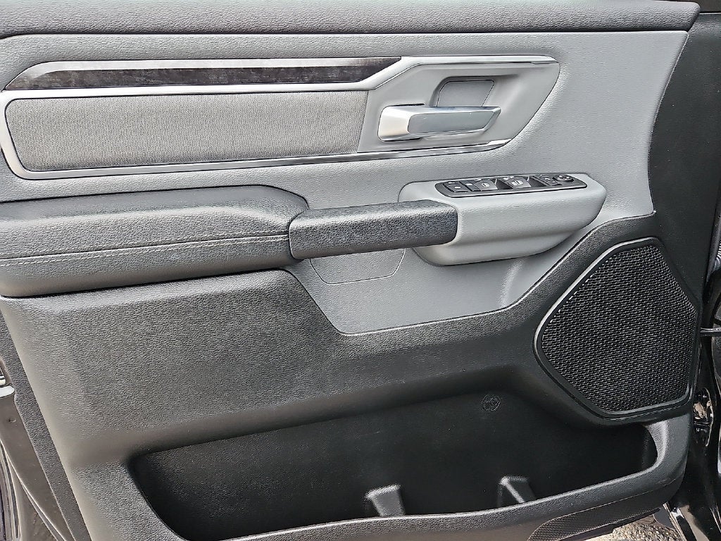 2019 RAM 1500 Big Horn/Lone Star Crew Cab 4x4 5'7" Box