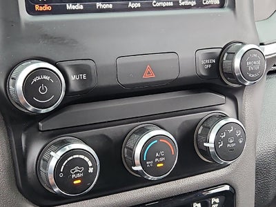 2019 RAM 1500 Big Horn/Lone Star Crew Cab 4x4 5'7" Box