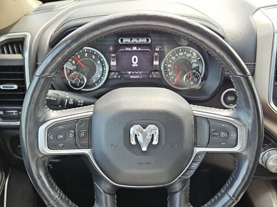 2020 RAM 1500 Laramie Crew Cab 4x4 5'7" Box