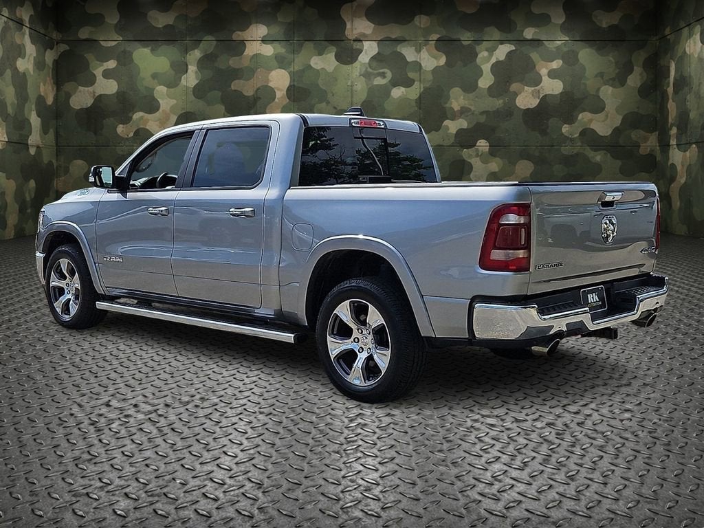 2020 RAM 1500 Laramie Crew Cab 4x4 5'7" Box