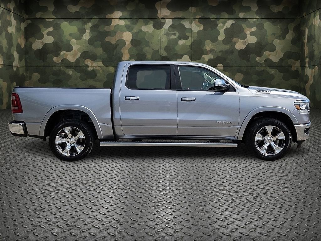 2020 RAM 1500 Laramie Crew Cab 4x4 5'7" Box