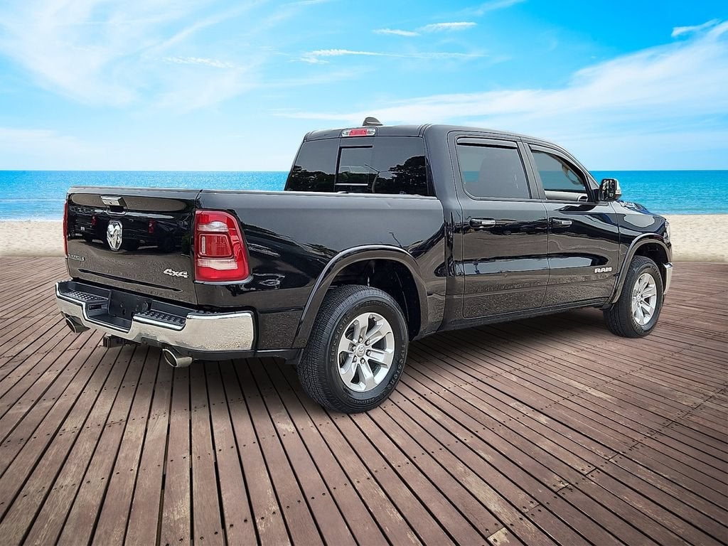 2022 RAM 1500 Laramie Crew Cab 4x4 5'7" Box