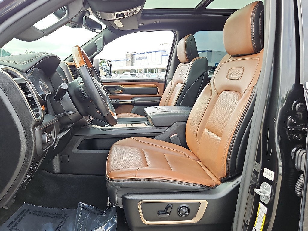 2020 RAM 1500 Laramie Longhorn Crew Cab 4x4 5'7" Box