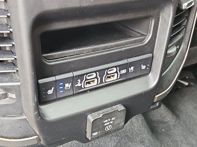 2020 RAM 1500 Laramie Longhorn Crew Cab 4x4 5'7" Box