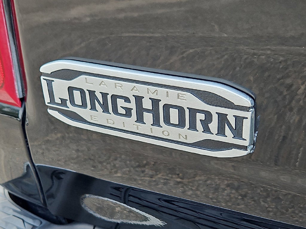 2020 RAM 1500 Laramie Longhorn Crew Cab 4x4 5'7" Box