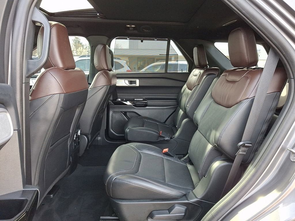 2023 Ford Explorer Platinum