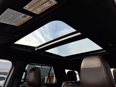 2023 Ford Explorer Platinum