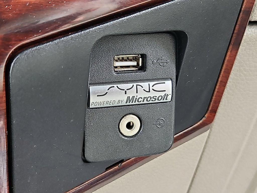 2010 Ford Super Duty F-250 SRW XL