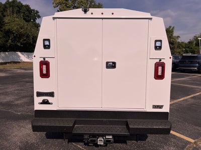 2025 Chevrolet Express Cutaway 3500 1WT