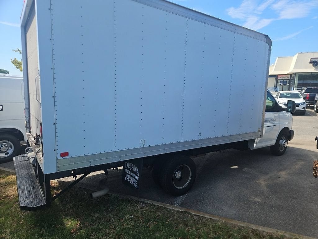 2014 Chevrolet Express Cutaway 3500 3500