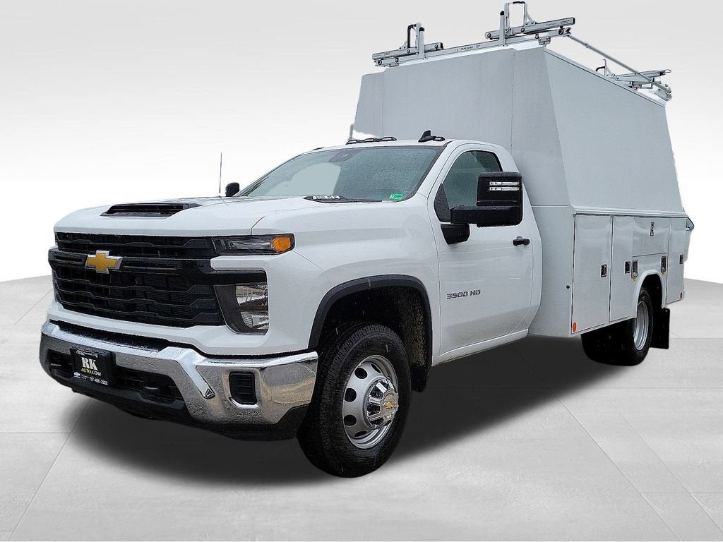 2025 Chevrolet Silverado 3500 HD Chassis Cab Work Truck