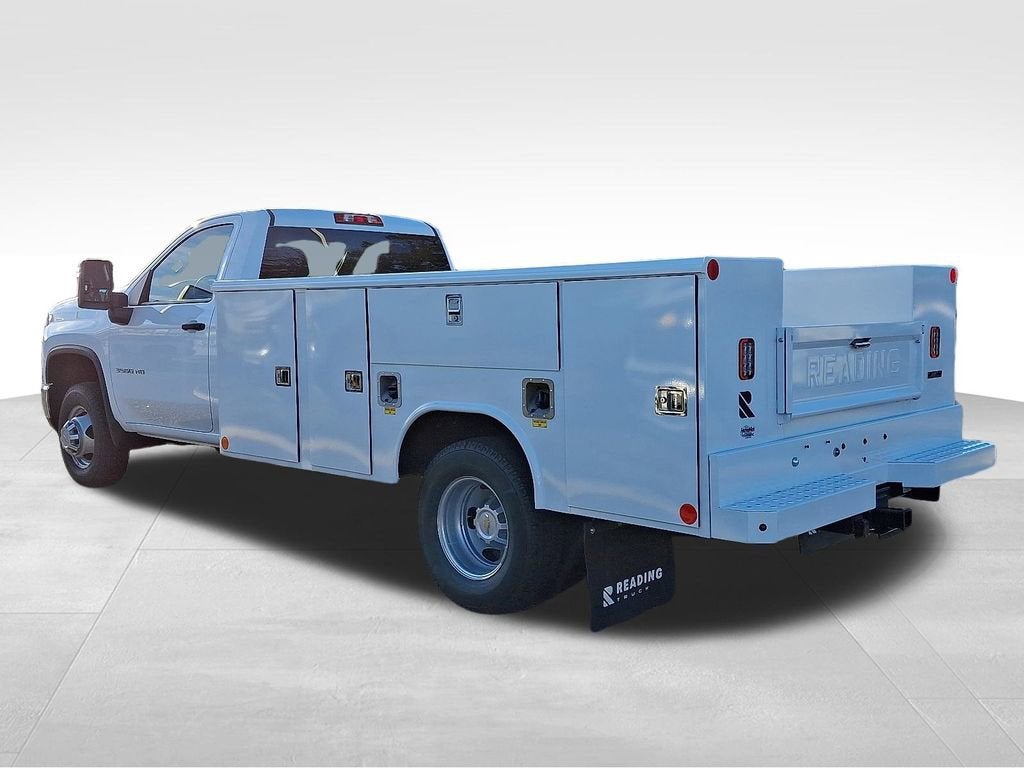 2025 Chevrolet Silverado 3500 HD Chassis Cab Work Truck