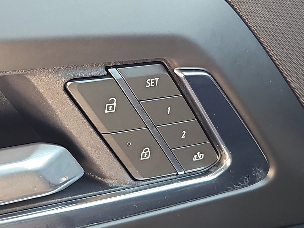 2025 Chevrolet Silverado EV RST - Max Range