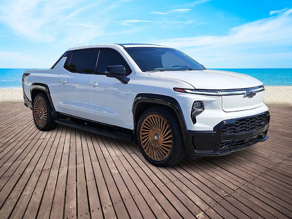 2025 Chevrolet Silverado EV RST - Max Range