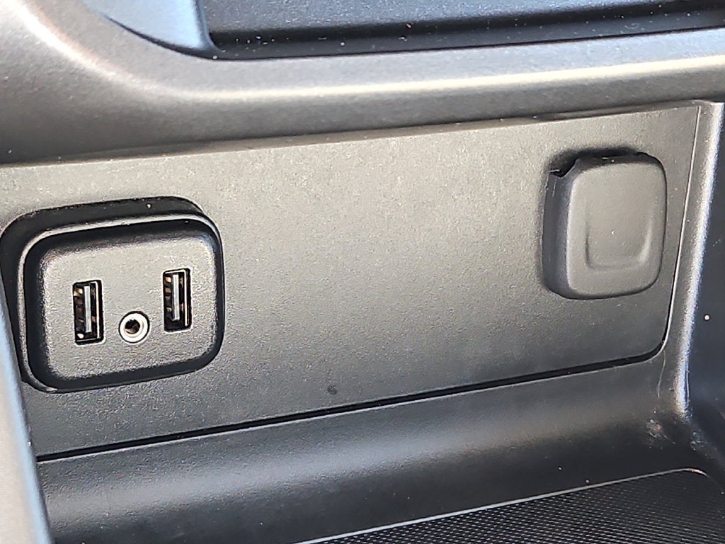 2022 Chevrolet Colorado 4WD LT