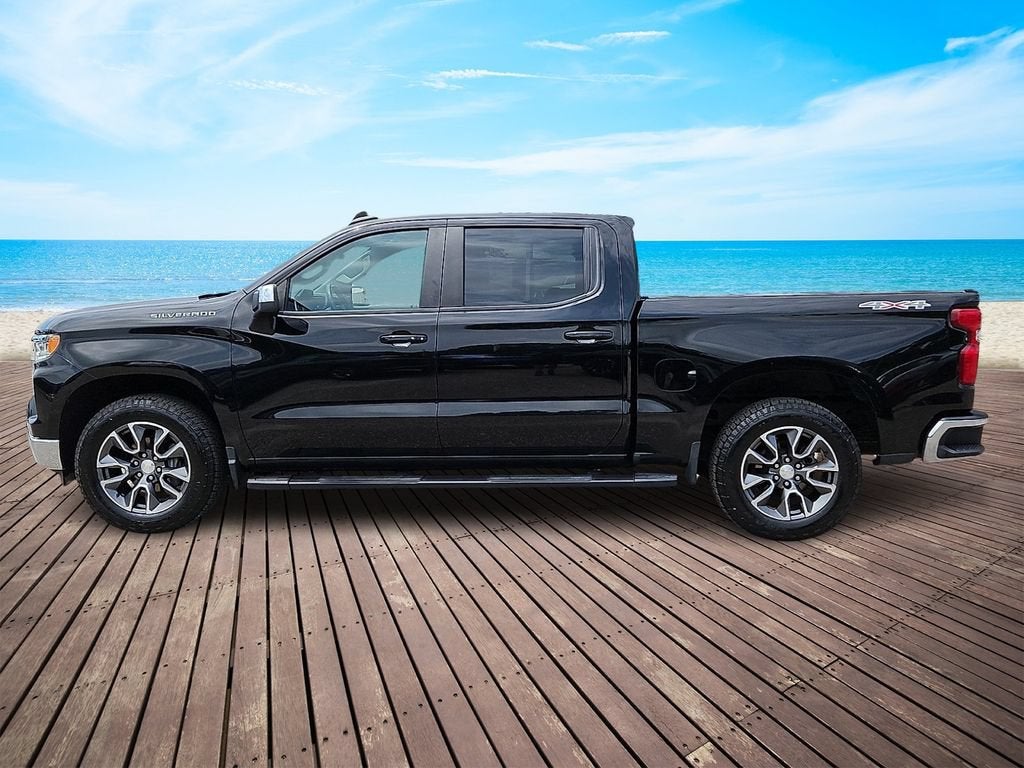 2022 Chevrolet Silverado 1500 LT (2FL)