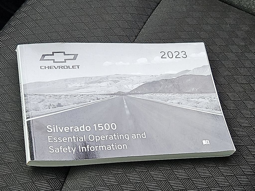2023 Chevrolet Silverado 1500 LT (2FL)