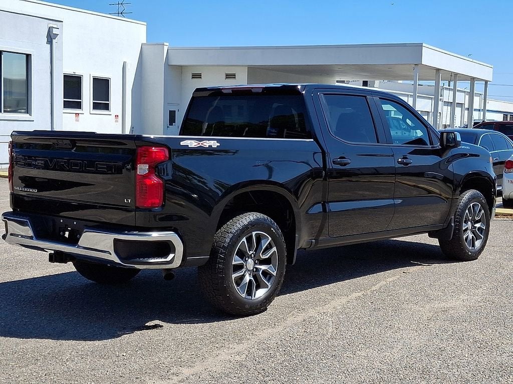 2023 Chevrolet Silverado 1500 LT (2FL)