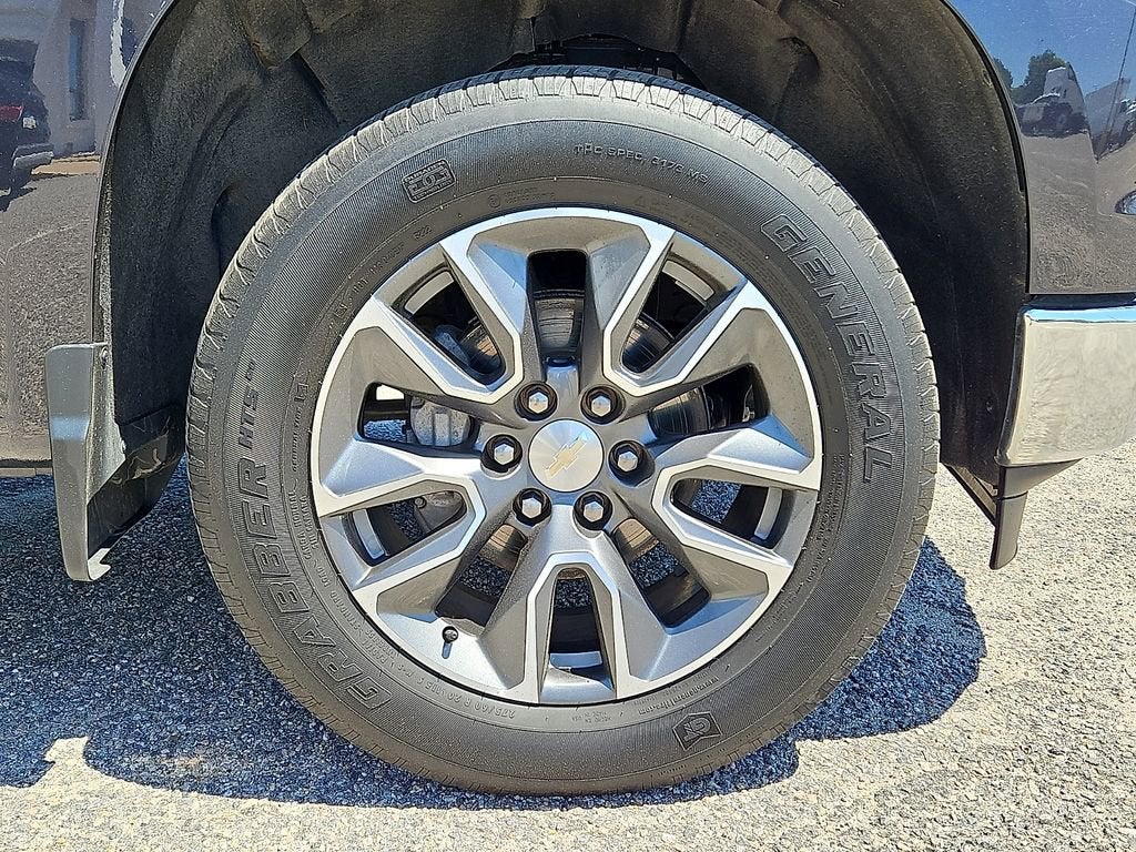 2023 Chevrolet Silverado 1500 LT - Photo 8