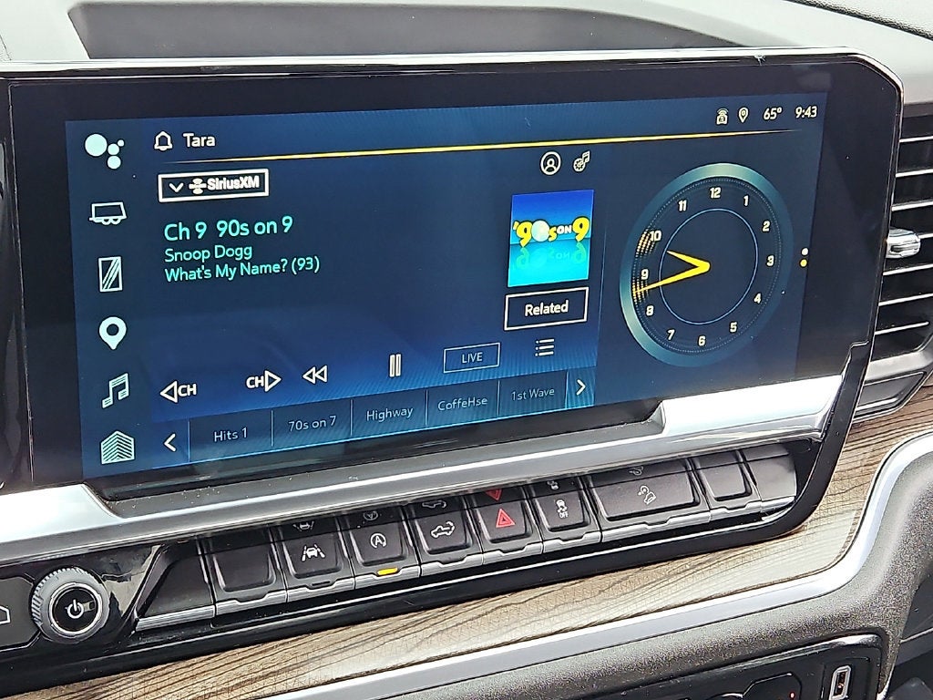2022 Chevrolet Silverado 1500 RST - Photo 17
