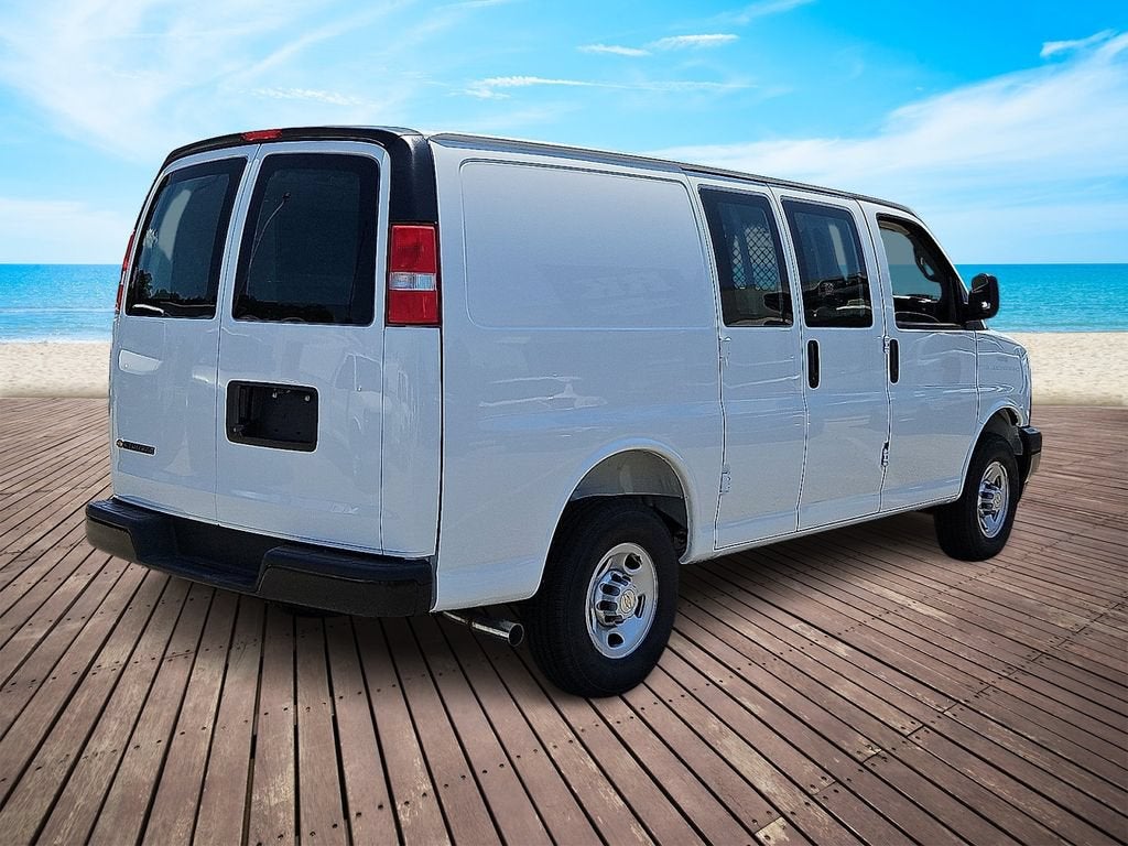 2026 Chevrolet Express Cargo WT