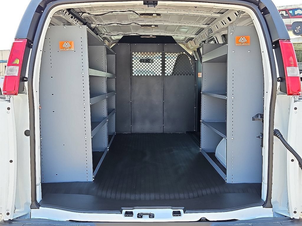 2026 Chevrolet Express Cargo WT