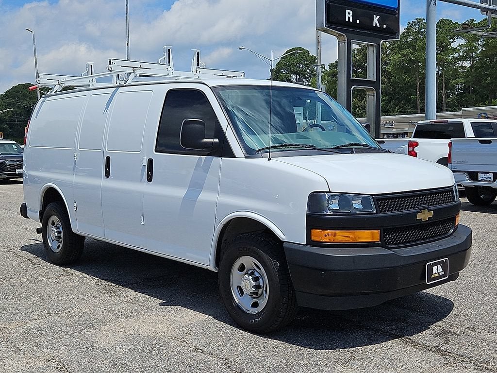 2022 Chevrolet Express Cargo 2500 WT