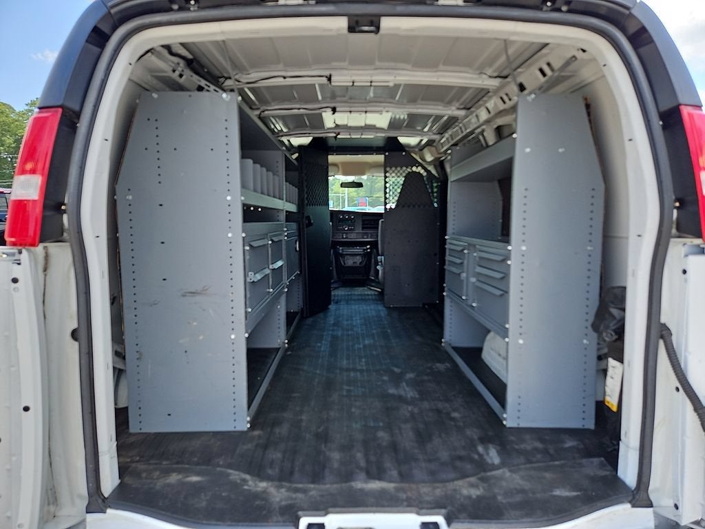 2022 Chevrolet Express Cargo 2500 WT