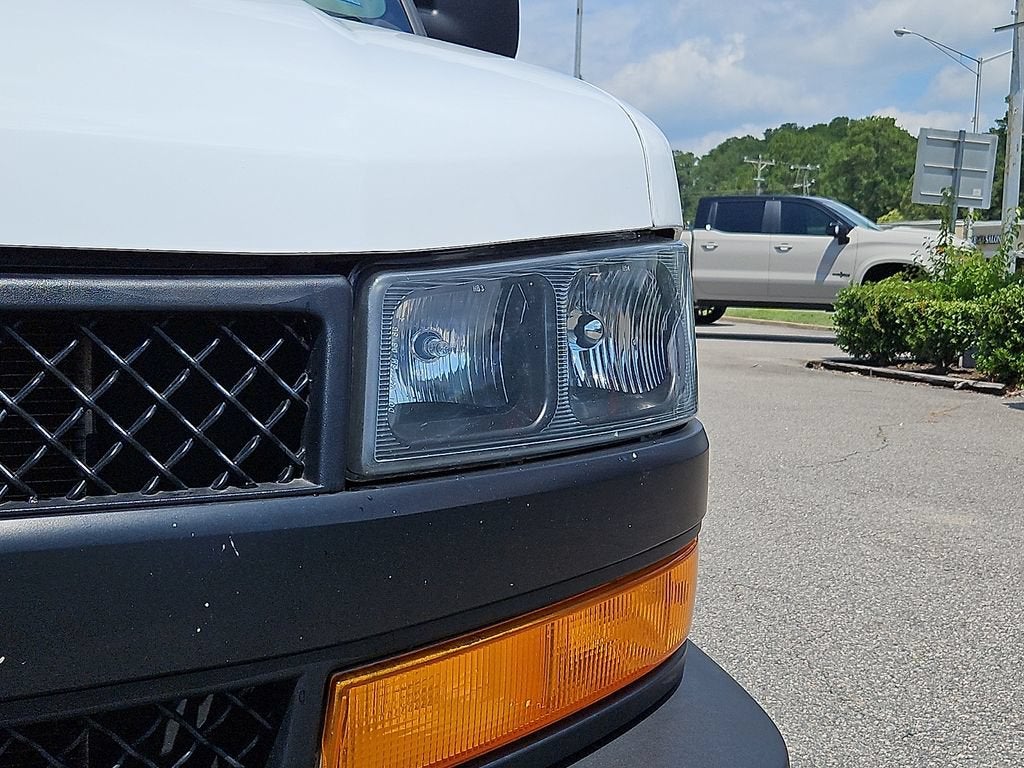 2022 Chevrolet Express Cargo 2500 WT