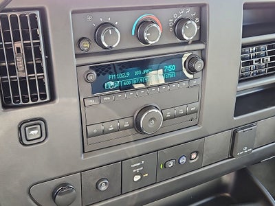 2025 Chevrolet Express Cargo 2500 WT