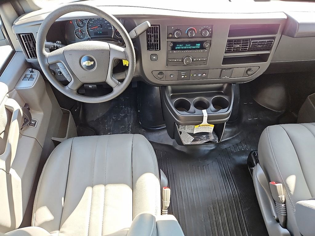 2025 Chevrolet Express Cargo 2500 WT