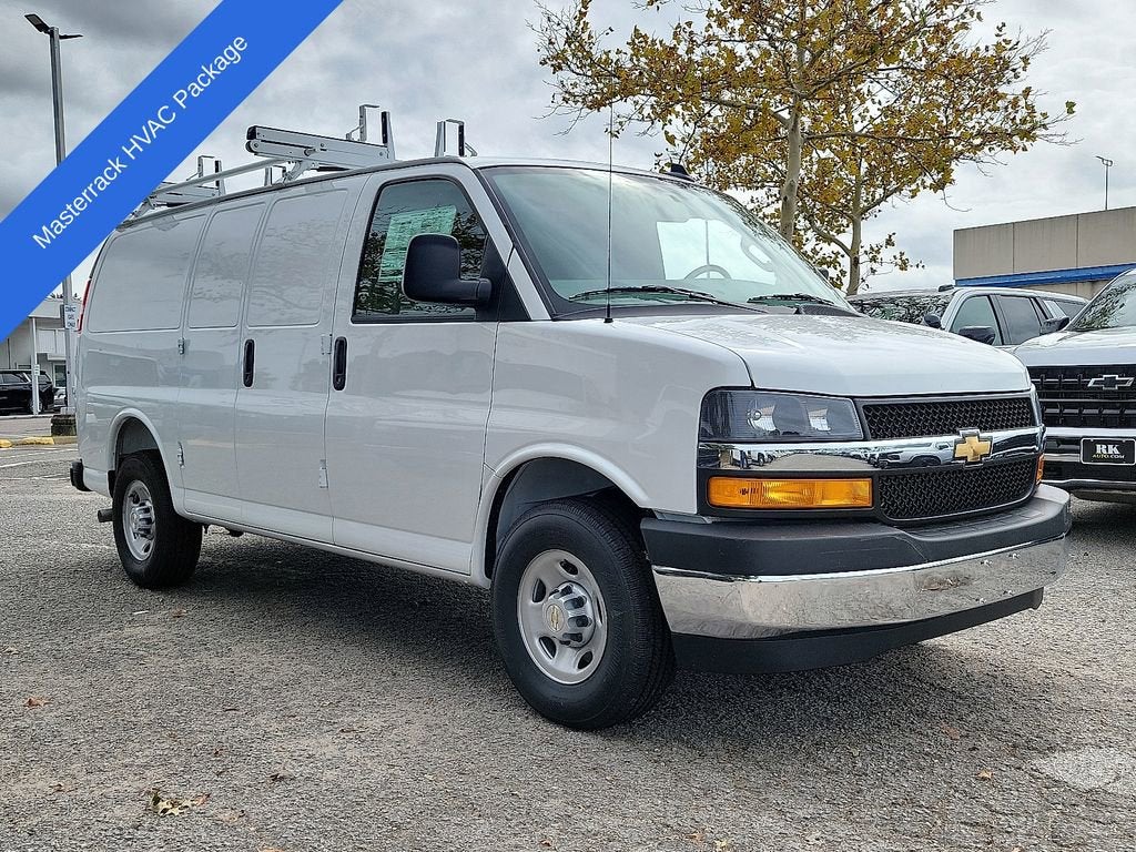 2025 Chevrolet Express Cargo 2500 WT