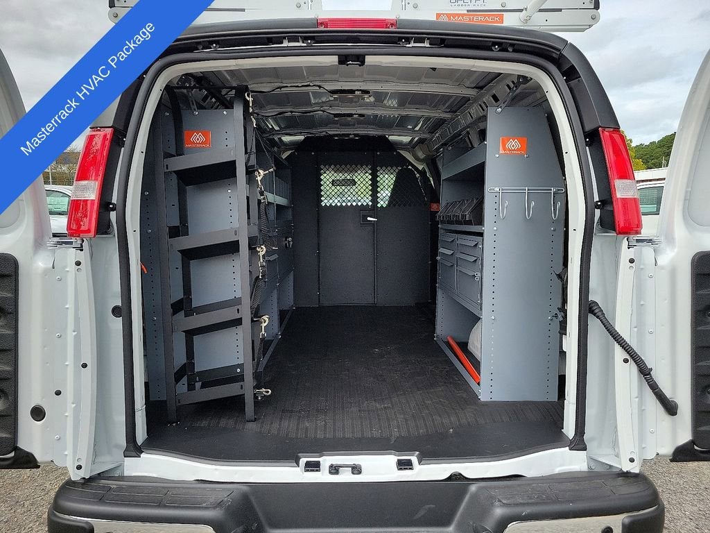 2025 Chevrolet Express Cargo 2500 WT