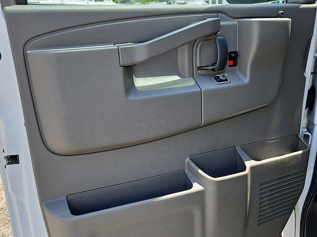 2023 Chevrolet Express Cargo 2500 WT
