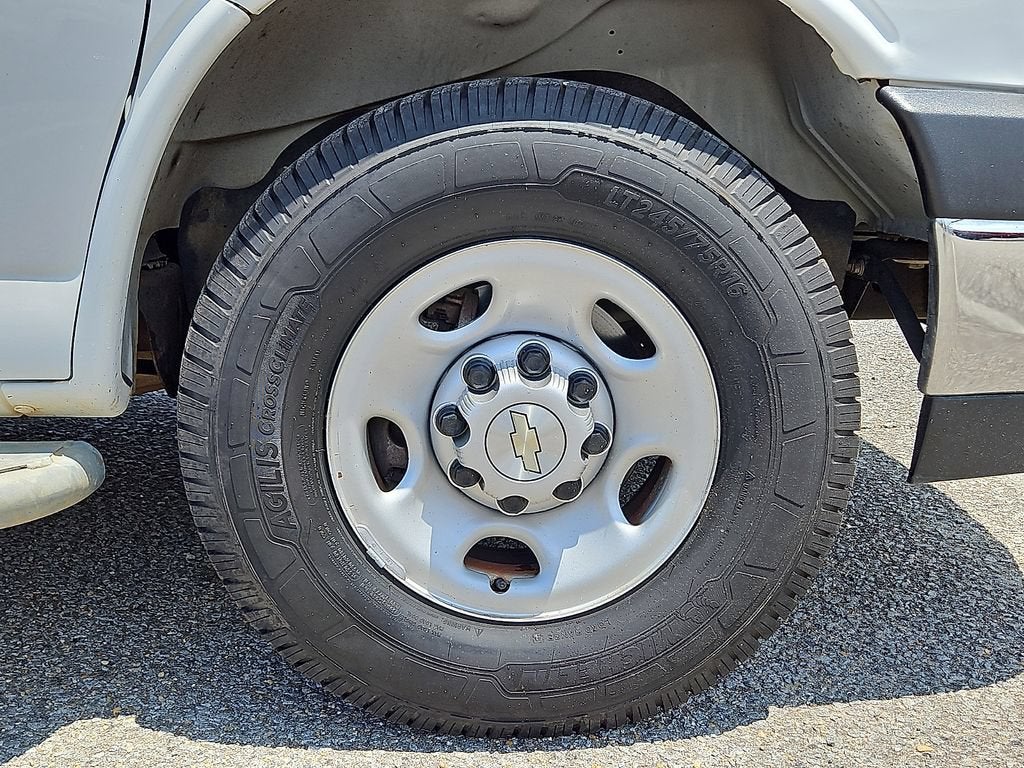 2023 Chevrolet Express Cargo 2500 WT