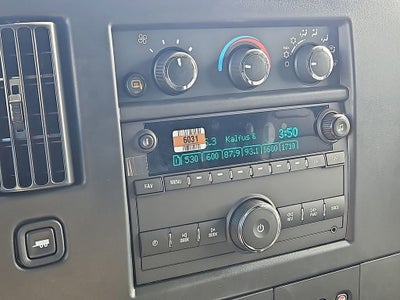 2025 Chevrolet Express Cargo 2500 WT