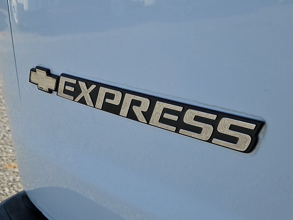 2017 Chevrolet Express Cargo 2500 Work Van