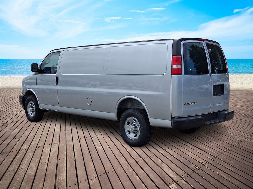 2026 Chevrolet Express Cargo WT