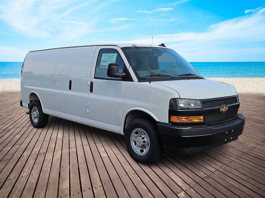 2026 Chevrolet Express Cargo WT